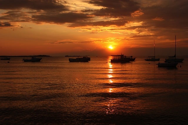 创业网与无本博客：创业者的在线平台