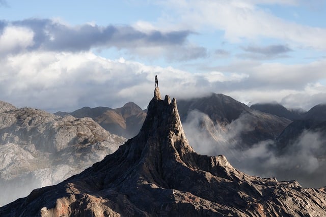 【创业故事论坛】网站赚钱秘诀分享，让你轻松获得收益