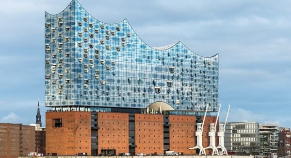 中赚网热门项目解析：中创网教你如何网赚致富