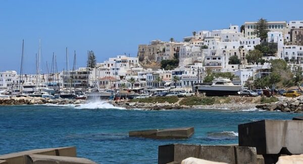 一个月捞偏门可挣20万？揭秘这些网赚神话