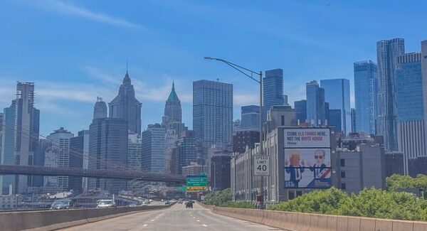 行业关键词与网赚团购的巧妙结合：提升网站赚钱能力的秘籍