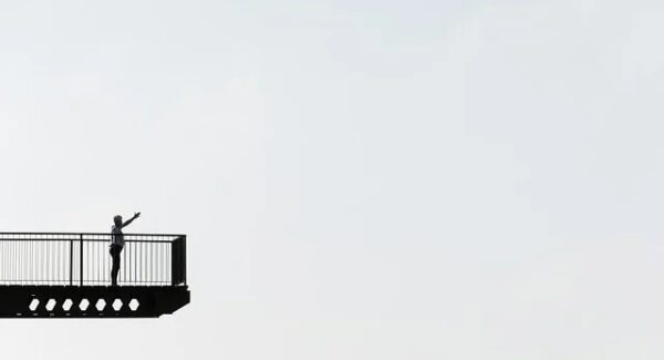 金色旋风网赚论坛独家揭秘：网络竞价赚钱与网赚好项目的双赢之道