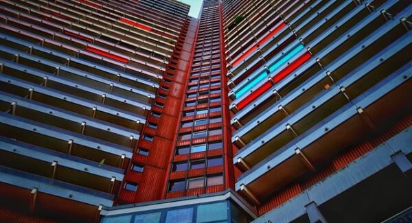 小淘网赚新篇章：网络竞价赚钱与项目网站源码的完美结合