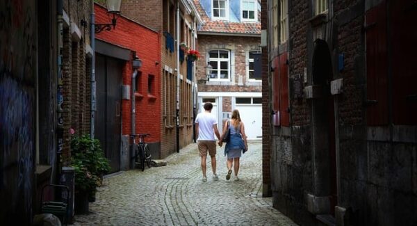 中创网与福缘创业网联合打造：中国最大的网赚创业交流平台