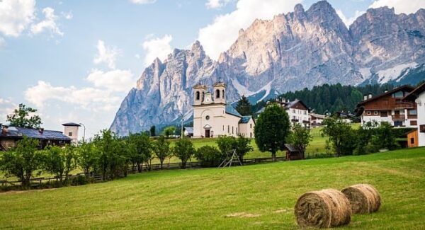 网上创业赚钱：创业网大全与网赚项目下载的指南