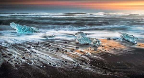 冒泡网赚新趋势：网络视频营销与致富金点子的创意碰撞