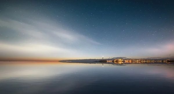 网创项目资源整合网站揭秘：赚钱项目资源网与免费赚钱项目资源站的对比