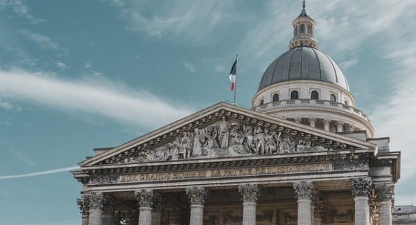 东哲网赚深度解析：最新赚钱项目大揭秘